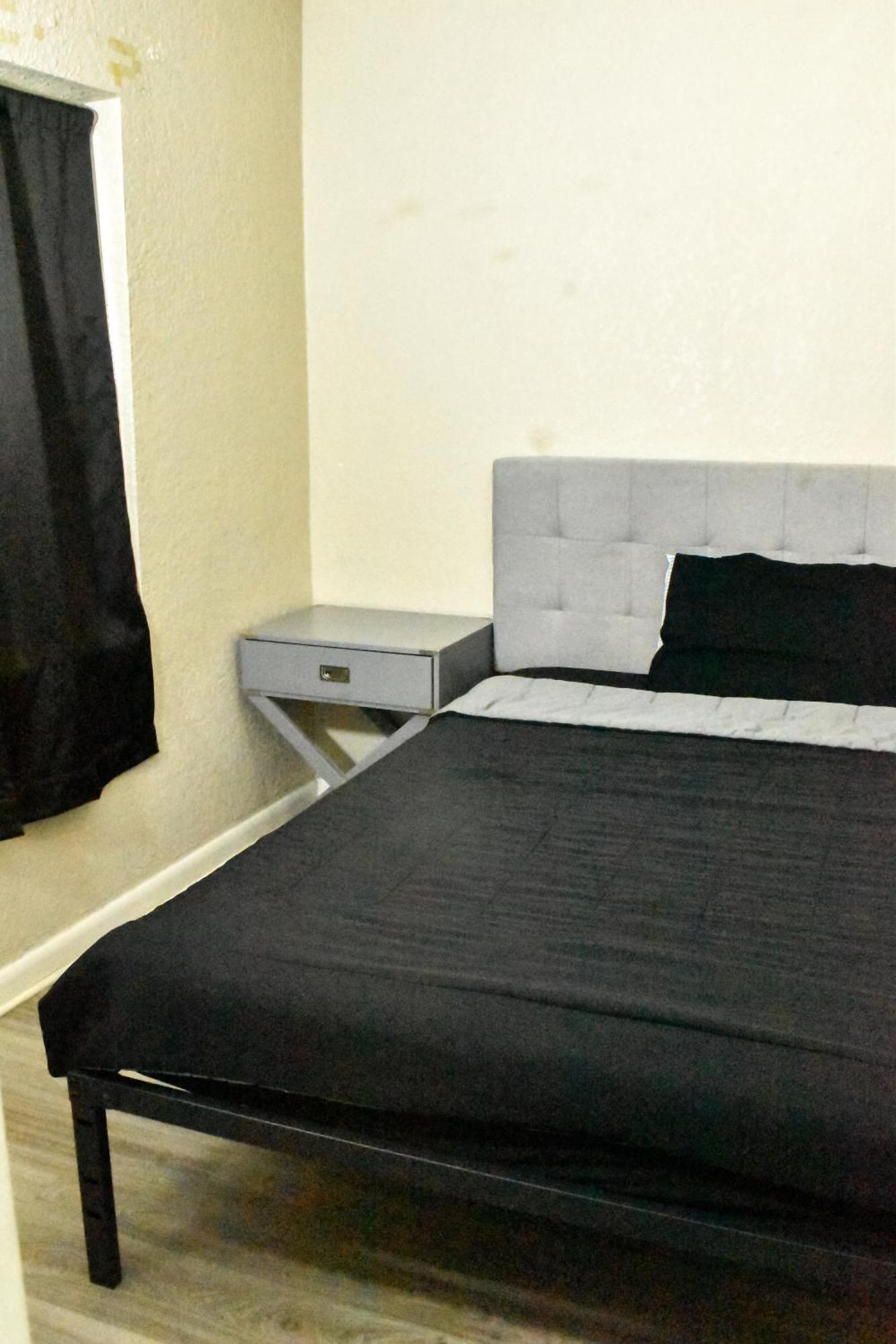 The Midtown Stay 坦帕 客房 照片